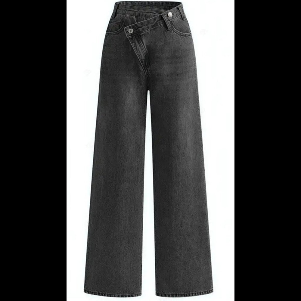 Asymmetrical jeans from Commense